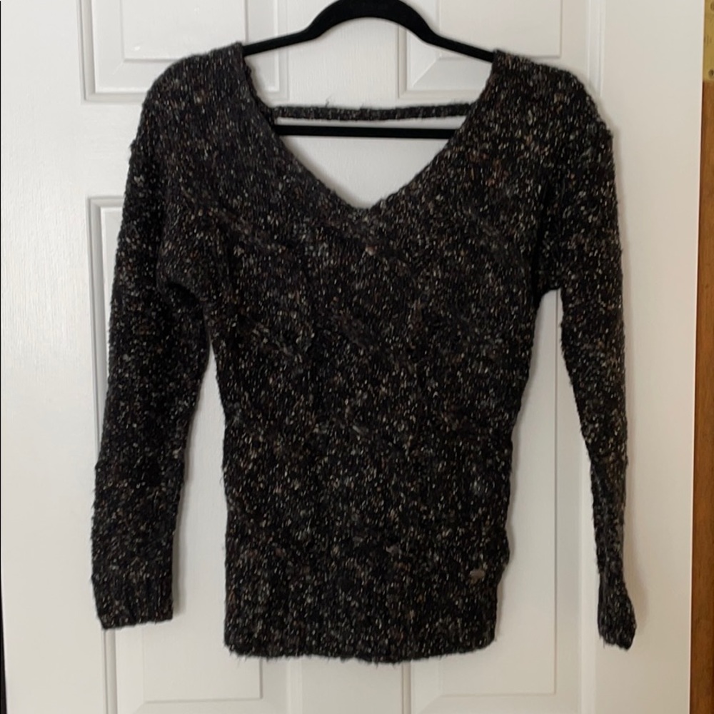 EUC Guess V Back Sweater XS